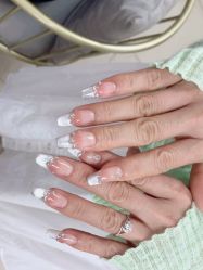 -尤米一站式美甲美睫