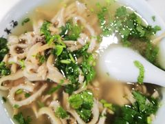 羊肚羊头汤-清真喜兰老丁羊汤特色小吃