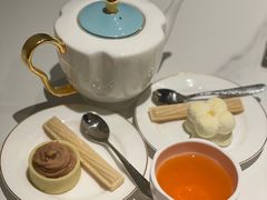 -燕庭·纯燕窝·甜品下午茶(南京西路店)