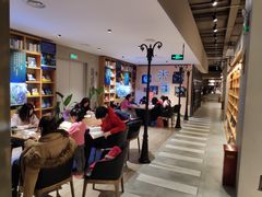 -百新书局(尚悦湾店)