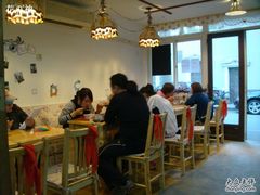 大堂-做了不起的80后