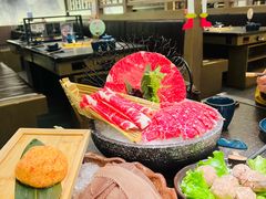 -湊湊火锅·茶憩(打浦桥日月光店)