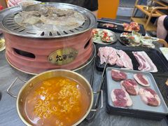 -允辛家·自助泥炉烤肉(九亭店)