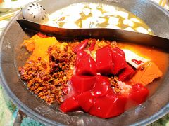 -鸿姐老火锅(静安店)