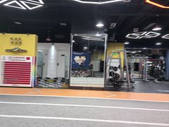 -成杰格斗·拳击·柔术·防身术(建设路店)