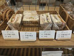 -提亚烘焙·手作面包·生日蛋糕(七星店)