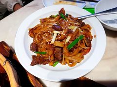 干炒牛河-汤城小厨•粤菜•靓汤(西直门凯德MALL店)