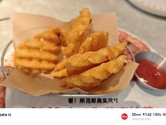 -必胜客(尹山湖歌林公园店)