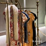 如果是10人来这里可以选择私人定制·晚宴，菜品丰富美味