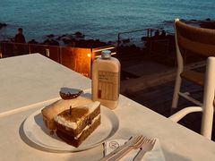 -Cafe Aewol Monsant