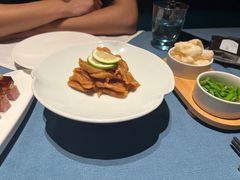 -三利音·玖弄小鲜(浦东嘉里城店)