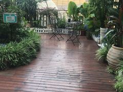 -屋顶花园餐厅(步行街老地王大厦店)