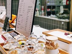 -阮大兴糕团(杭州西湖银泰百货店)