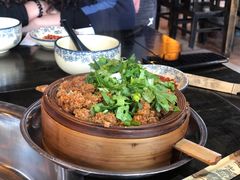-乐山食古香跷脚牛肉