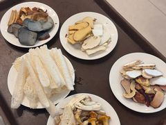 -天宜隆蘑菇宴火锅(石景山旗舰店)