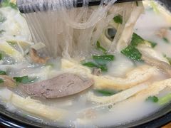 -鸭小妹鸭血粉丝(老门东店)