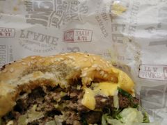 -The Habit Burger Grill 哈比特汉堡(爱琴海店)