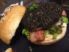 -HIGH FIVE哈福手工汉堡(桂林路店)