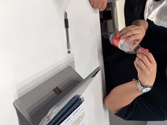 -TESLA 特斯拉(上海太古汇体验店)