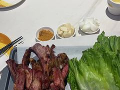 -小河公主秘制烤羊腿(小绿谷店)
