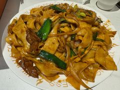 爆炒皮带面-小河公主秘制烤羊腿(小绿谷店)