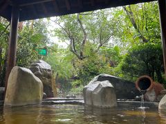 -水底山庄园温泉