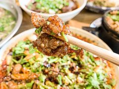 火爆小牛肉-杨三孃跷脚牛肉(中粮鸿云悦街店)