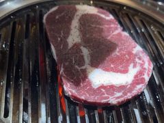 -汉城烤肉·黑金冠(华山路店)