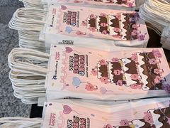 -瑞幸咖啡(上海财经大学地铁站1号口店)