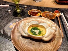 -蟹犇前•帝王蟹雪蟹(陆家嘴店)