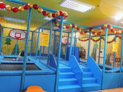 -莫莉幻想儿童乐园(郑州丹尼斯三天地店)