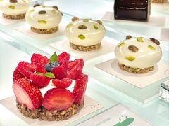 -潮一不贰·法式甜品·生日蛋糕·西式简餐(外滩店)