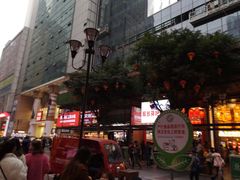 -八一好吃街·高品美食广场