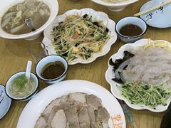 -李连贵熏肉大饼(世纪路店)