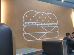 -麦当劳(北京大兴机场二层国内到达(安检外)店)