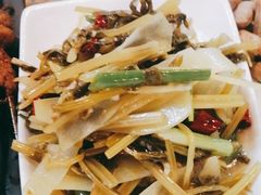 -六福烧烤酒馆(秦隆步行街店)