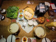 上汤斑鱼锅-慢丽江·云南野生菌土鸡锅(付家庄店)