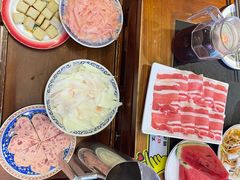 -沸炉重庆老火锅(军事博物馆店)
