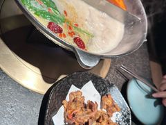 -湊湊火锅·茶憩(新中关购物中心店)