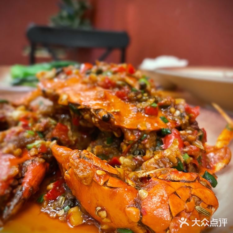 大大只肉蟹，啖啖肉！[加油]