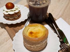 -VERIE BAKEHOUSE