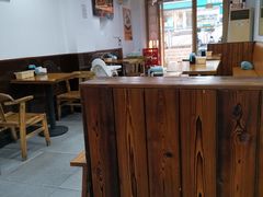 大堂-小汉食馄饨店
