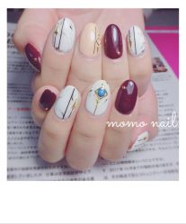 -Momo nail 日系美甲