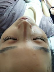 睫毛嫁接-光SPA科技美肤