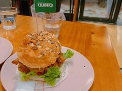 -Thanks美式餐厅(汉堡咖啡店)