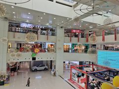 -鸿通城购物中心