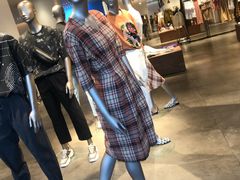 -URBAN REVIVO(西安Momopark店)