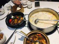 -煲王粤菜餐厅(中侨中心店)