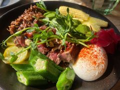 牛排藜麦沙拉-O'mills Sourdough Bakery&Bistro(永嘉路店)