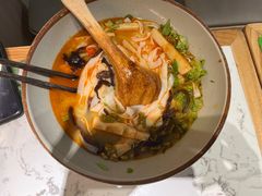 -百春原湖南牛肉粉(百联世纪店)